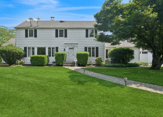 Property at 1250 Harbor Rd, Hewlett Harbor, NY 11557, 4 beds, 1.5 baths