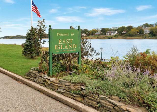 Property at 16 Eastland Dr, Glen Cove, NY 11542, 4 beds, 2.5 baths