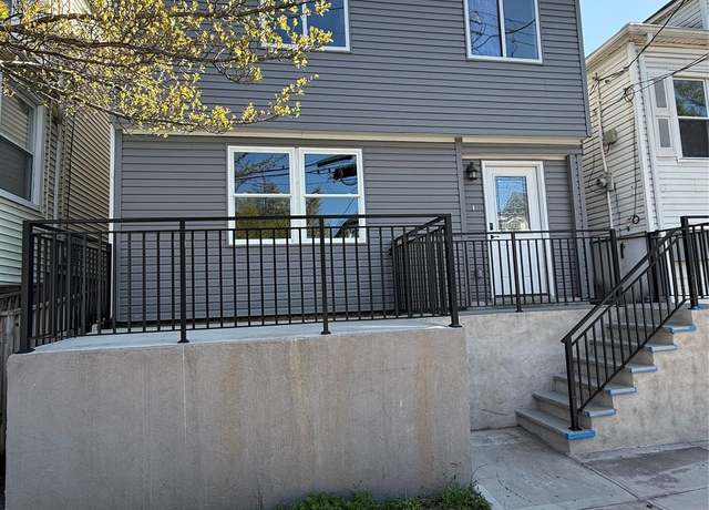 Property at 119 Osgood Ave, Staten Island, NY 10304, 3 beds, 1.5 baths