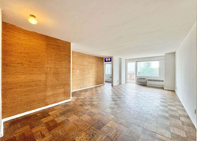 Property at 86-15 Broadway Unit 4E, Elmhurst, NY 11373, 2 beds, 2 baths