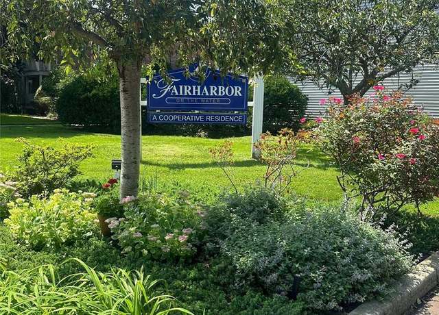 Property at 38 Fairharbor #38, Patchogue, NY 11772, 1 bed, 1 bath