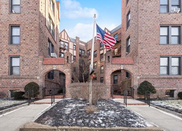 Property at 12 Hempstead Ave Unit 4F, Rockville Centre, NY 11570, 1 bed, 1 bath
