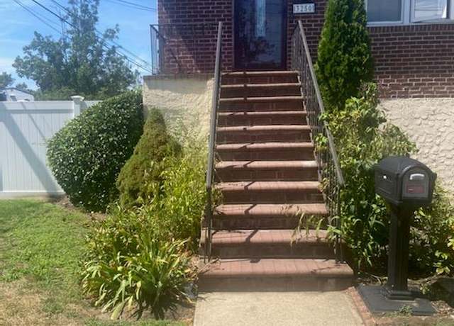 Property at 3250 Messick Ave, Oceanside, NY 11572, 3 beds, 2.5 baths