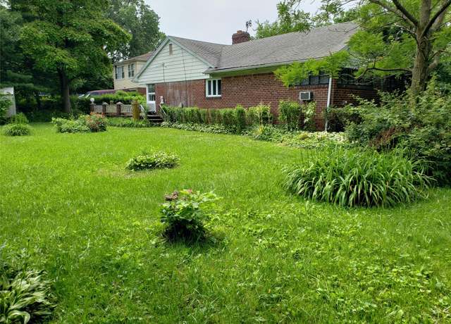 Property at 214-40 24 Ave, Bayside, NY 11360, 3 beds, 2 baths