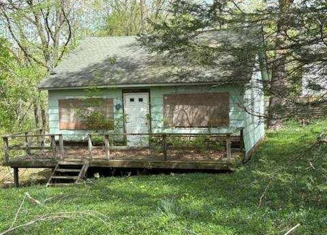 Property at 78 Cedar Rd, Wurtsboro, NY 12790, 2 beds, 1 bath