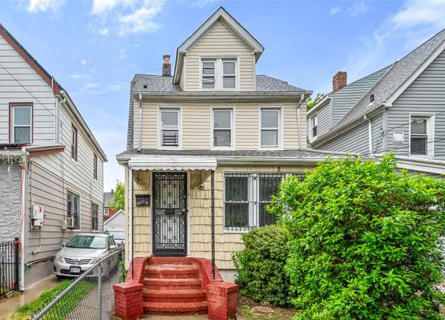 Property at 21511 111th Rd, Queens Village, NY 11429, 4 beds, 2 baths