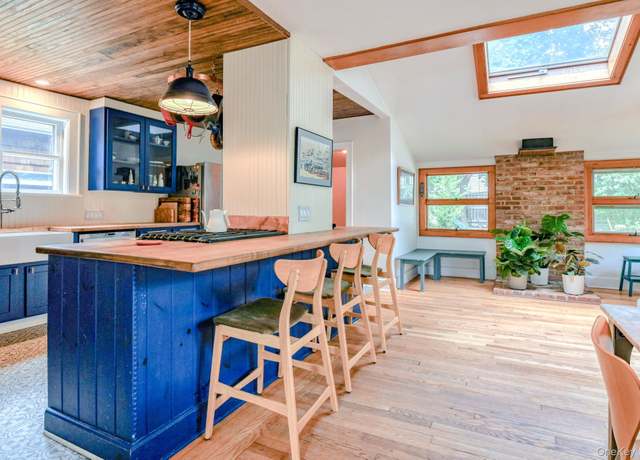 Property at 12 Sterling Ave, Tappan, NY 10983, 3 beds, 1.5 baths