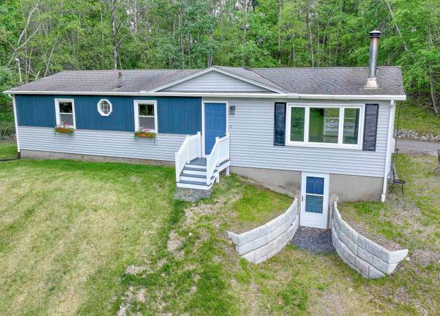 Property at 34 Hide Away Ln, Bloomingburg, NY 12721, 3 beds, 1.5 baths