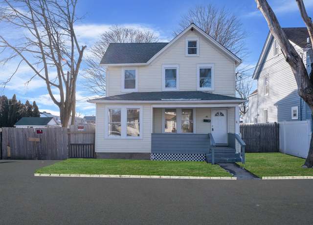 Property at 46 3rd Ave, Huntington Station, NY 11746, 3 beds, 1.5 baths