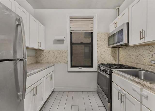 Property at 340 E Mosholu Pkwy S Unit 2J, Bronx, NY 10458, 2 beds, 1 bath
