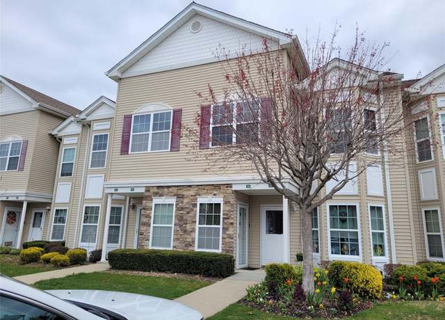 Property at 315 Spring Dr, East Meadow, NY 11554, 2 beds, 2 baths