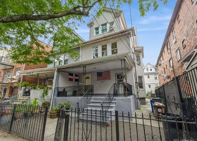 Property at 4808 92nd St, Elmhurst, NY 11373, 6 beds, 3 baths
