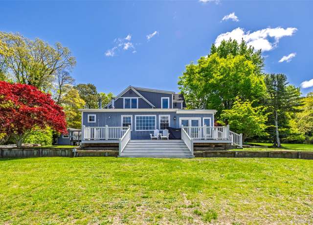 Property at 60A Union Ave, Center Moriches, NY 11934, 4 beds, 3 baths