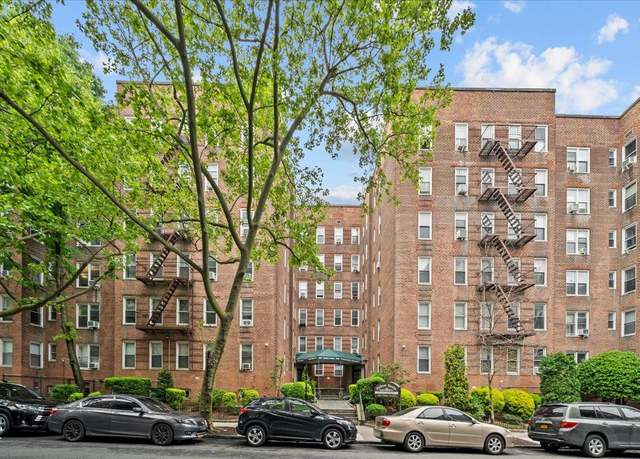 Property at 2107 Wallace Ave Unit 4G, Bronx, NY 10462, 2 beds, 1 bath