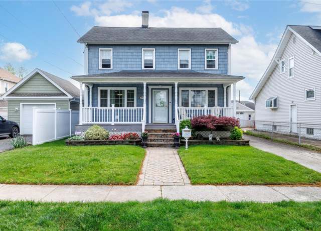 Property at 491 Henry St, Oceanside, NY 11572, 3 beds, 1.5 baths