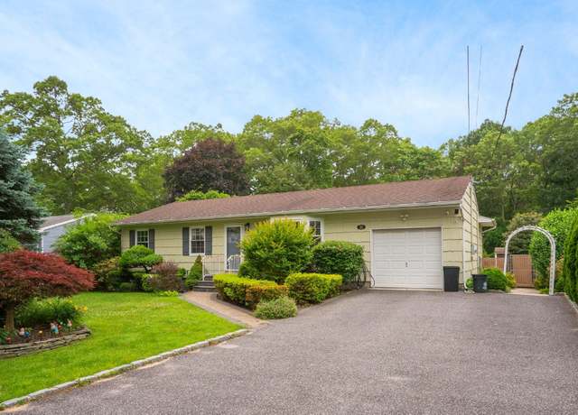 Property at 22 Howe Rd, Coram, NY 11727, 4 beds, 2 baths