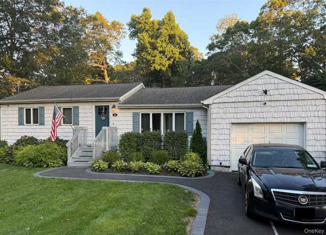Property at 68 Crestwood Dr, Shirley, NY 11967, 3 beds, 2 baths