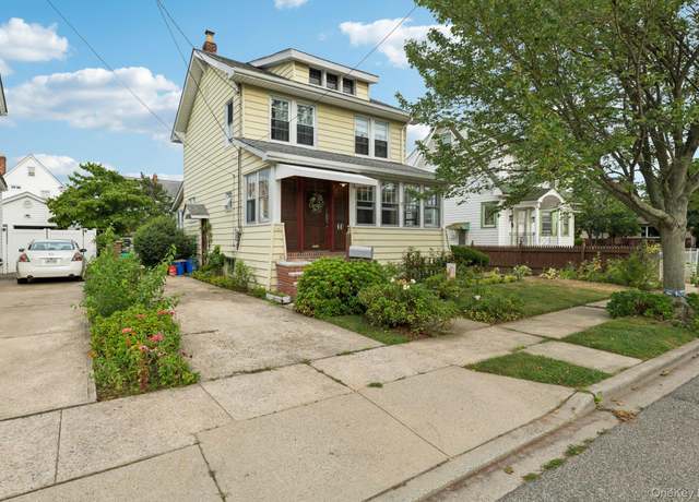 Property at 60 Woodlawn Ave, Valley Stream, NY 11581, 3 beds, 2 baths