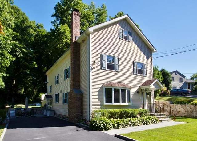 Property at 689 Washington Ave, Pleasantville, NY 10570, 3 beds, 2.5 baths
