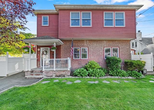 Property at 162 Lake Shore Dr, Mahopac, NY 10541, 3 beds, 2 baths