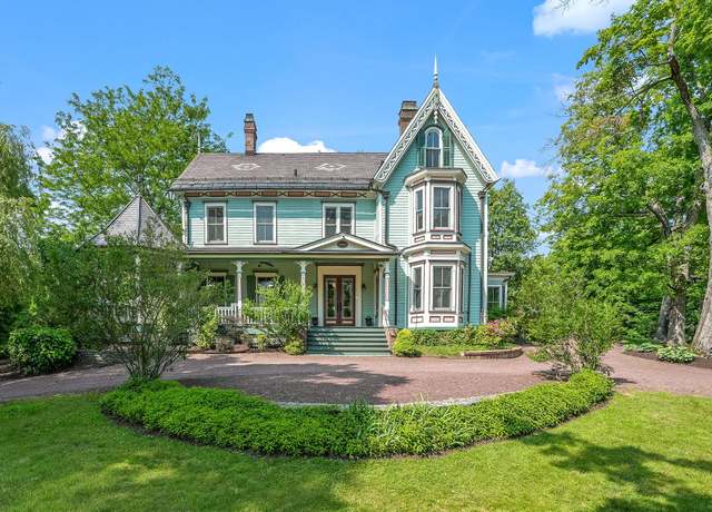 Property at 125-127 Bedell Rd, Poughkeepsie, NY 12603, 7 beds, 7 baths