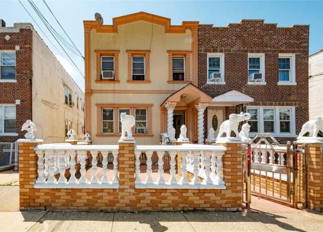 Property at 31-30 100 St, East Elmhurst, NY 11369, 4 beds, 2 baths