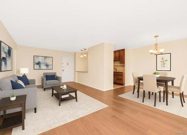 Property at 880 Boynton Ave Unit 13L, Bronx, NY 10473, 2 beds, 1 bath