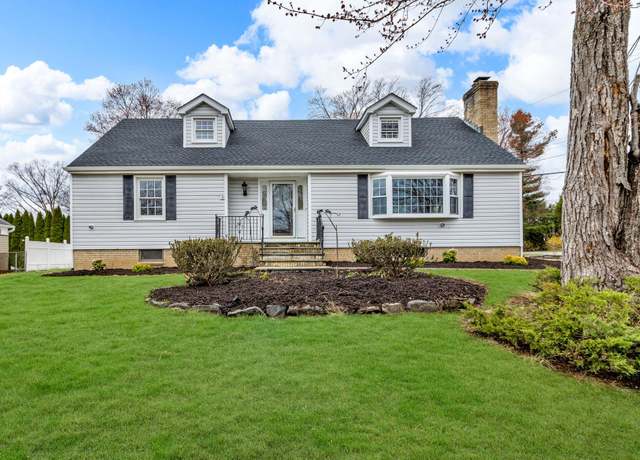 Property at 9 Greene Rd, Yorktown Heights, NY 10598, 4 beds, 3 baths