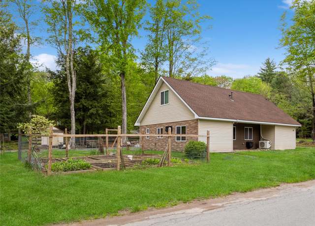 Property at 23 Woodland Way, Smallwood, NY 12778, 3 beds, 2 baths