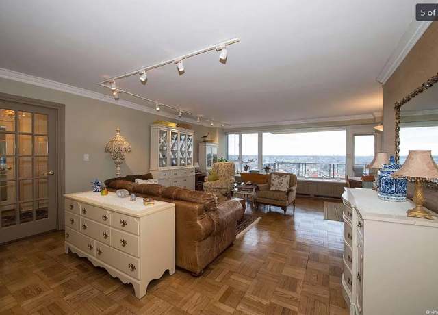 Property at 166-25 Powells Cove Blv Unit 20G, Beechhurst, NY 11357, 2 beds, 2 baths