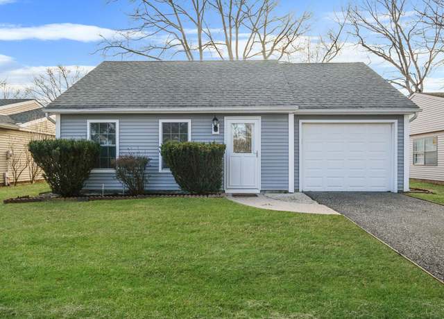 Property at 155 Laurance Ln, Ridge, NY 11961, 2 beds, 1 bath