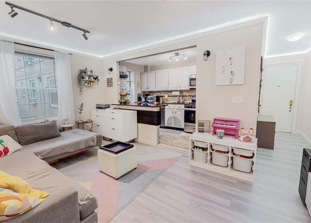 Property at 55-25 31 Ave Unit 1K, Woodside, NY 11377, 1 bed, 1 bath