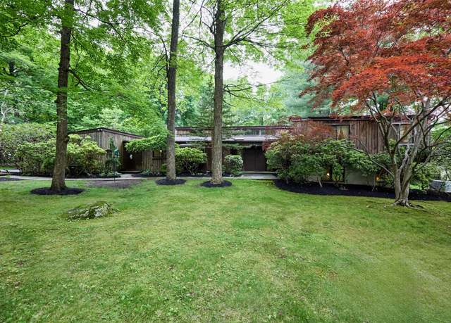 Property at 31 Greenlawn Rd, Katonah, NY 10536, 4 beds, 3.5 baths