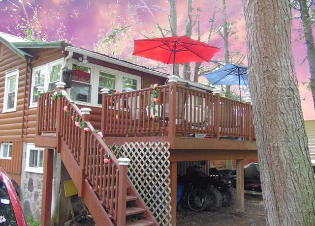 Property at 17 W Thompson Pl, Smallwood, NY 12778, 2 beds, 1.5 baths