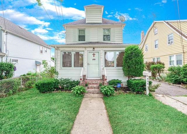 Property at 555 N 1 St, New Hyde Park, NY 11040, 3 beds, 1 bath