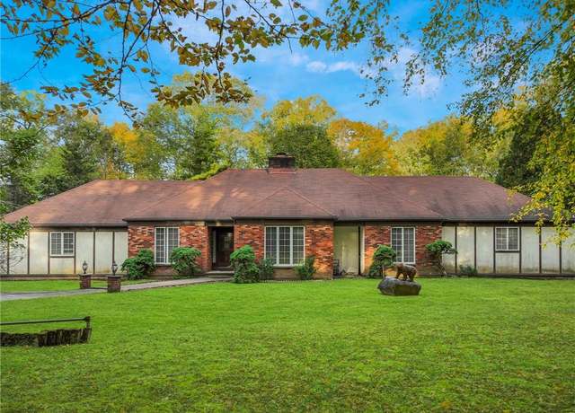 Property at 109 Geba Dr, Glen Spey, NY 12737, 4 beds, 2.5 baths