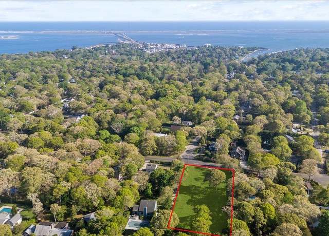 Property at 115 Bay Ave E, Hampton Bays, NY 11946