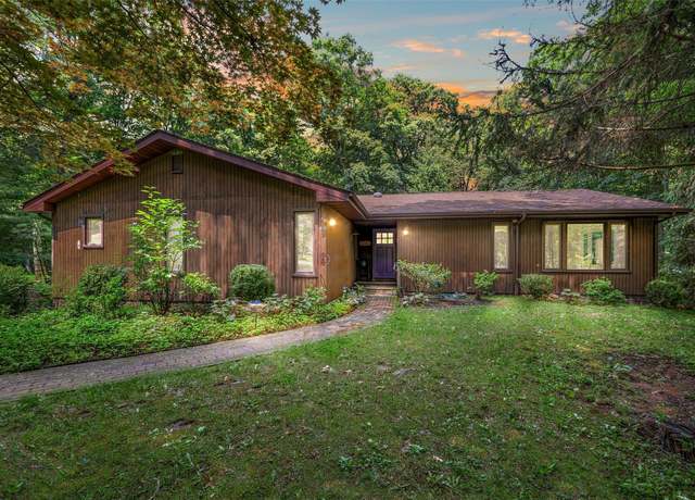 Property at 99 Dogwood Rd, Hopewell Junction, NY 12533, 4 beds, 2 baths