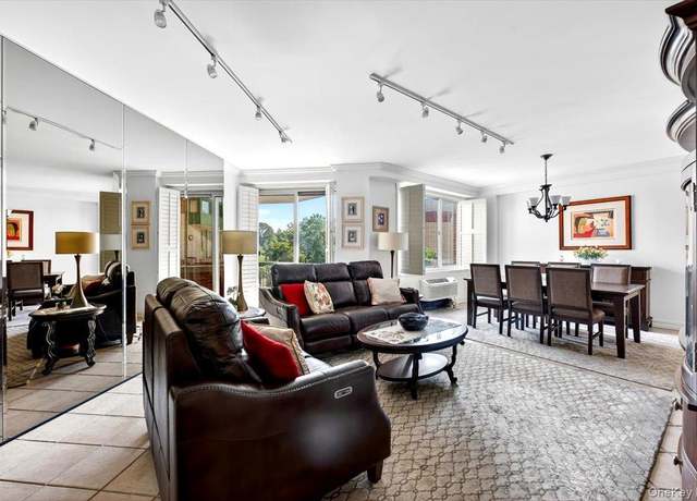 Property at 100 Hilton Ave Unit 507E, Garden City, NY 11530, 1 bed, 1.5 baths