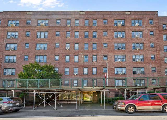 Property at 14350 Hoover Ave #505, Briarwood, NY 11435, 1 bath