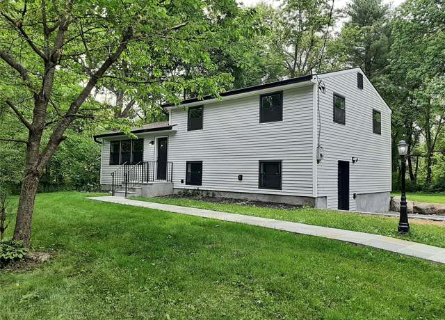 Property at 495 Stanton Ter, Poughkeepsie, NY 12603, 3 beds, 1.5 baths