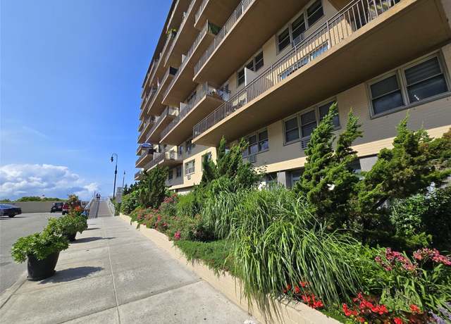 Property at 25 Neptune Blvd Unit 2T, Long Beach, NY 11561, 2 beds, 2 baths