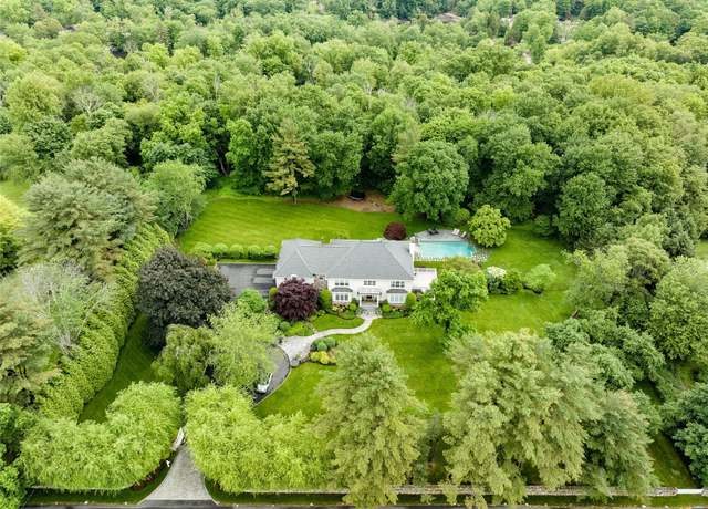 Property at 416 Taconic Rd, Greenwich, CT 06831, 5 beds, 5.5 baths