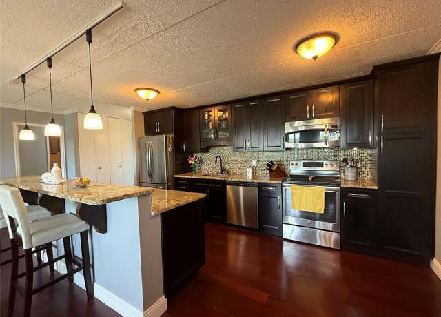 Property at 300 High Point Dr #308, Hartsdale, NY 10530, 1 bed, 1 bath