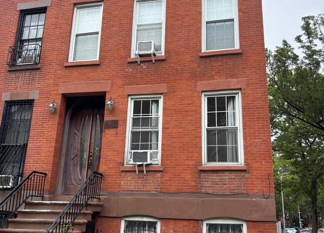 Property at 135 Saint Marks Ave, Brooklyn, NY 11217, 5 beds, 4 baths