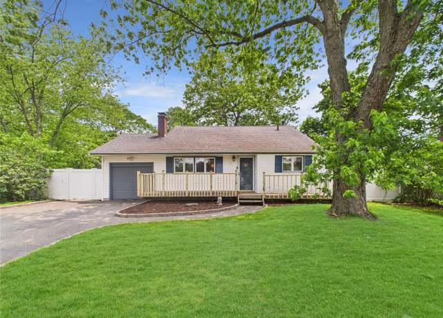 Property at 18 Huron St, Port Jefferson Station, NY 11776, 3 beds, 2 baths