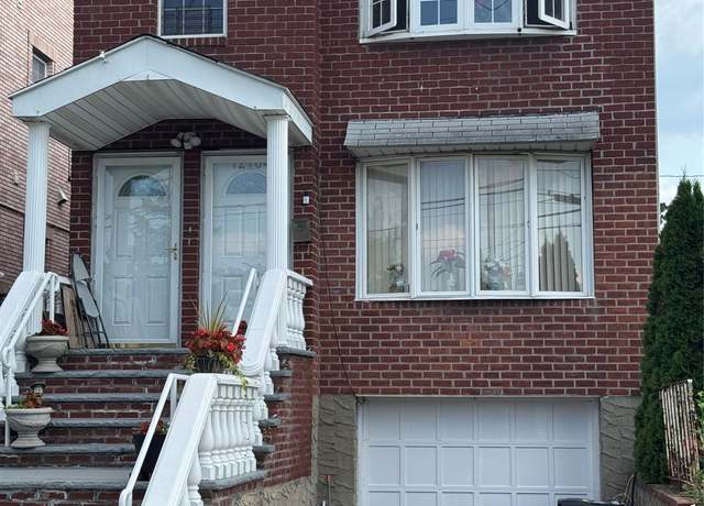 Property at 12104 150th Ave, South Ozone Park, NY 11420, 6 beds, 5 baths