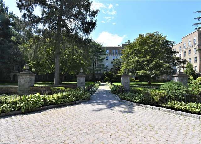 Property at 472 Gramatan Ave Unit K4, Mount Vernon, NY 10552, 1 bed, 1 bath