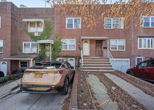 Property at 84-102 Austin St, Kew Gardens, NY 11415, 2 beds, 1 bath