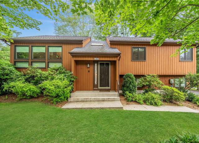 Property at 182 Arbor Crst, Somers, NY 10589, 4 beds, 3 baths